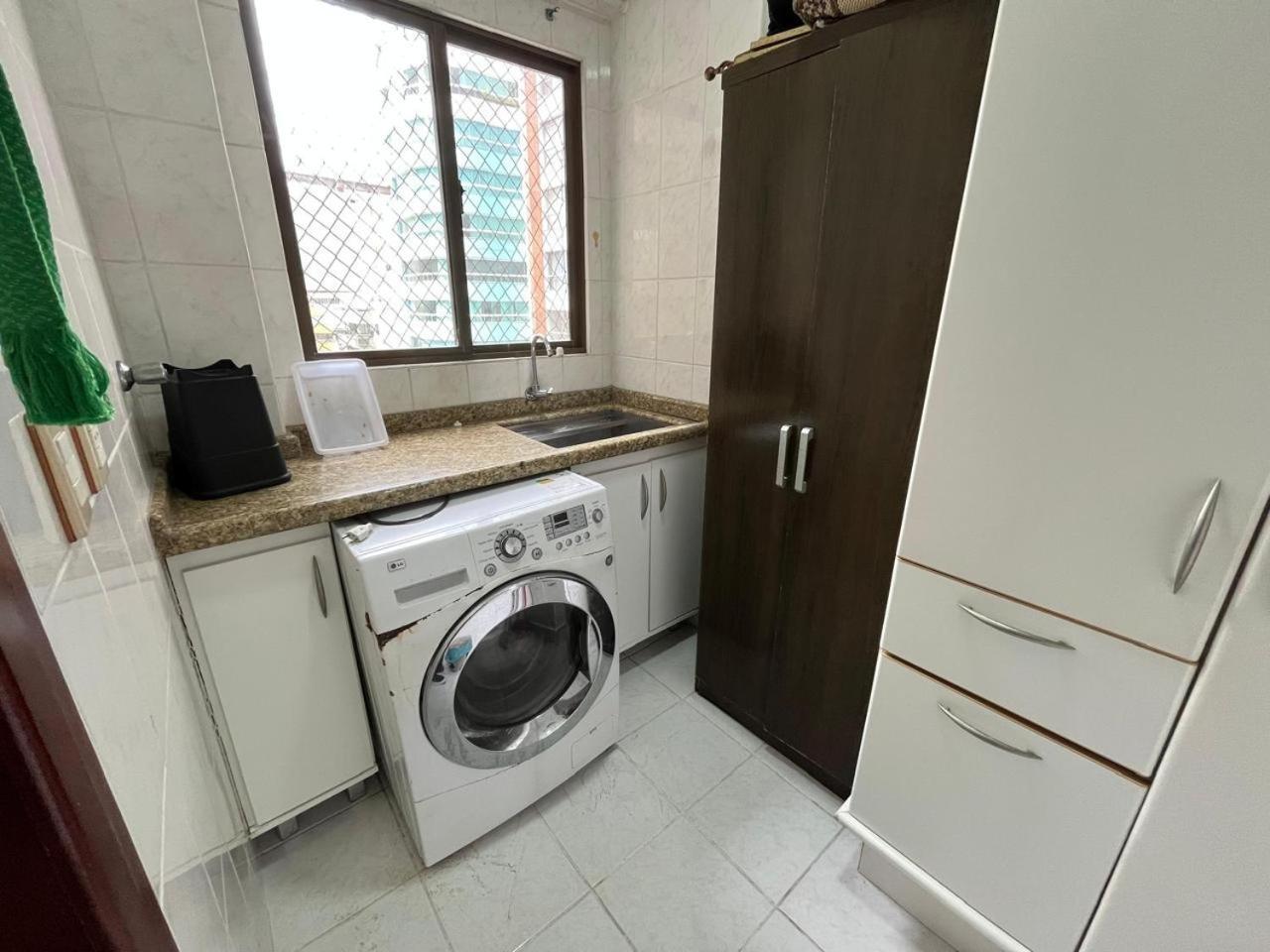 Apartamento A 50 Metros Da - Barra Sul- Bc